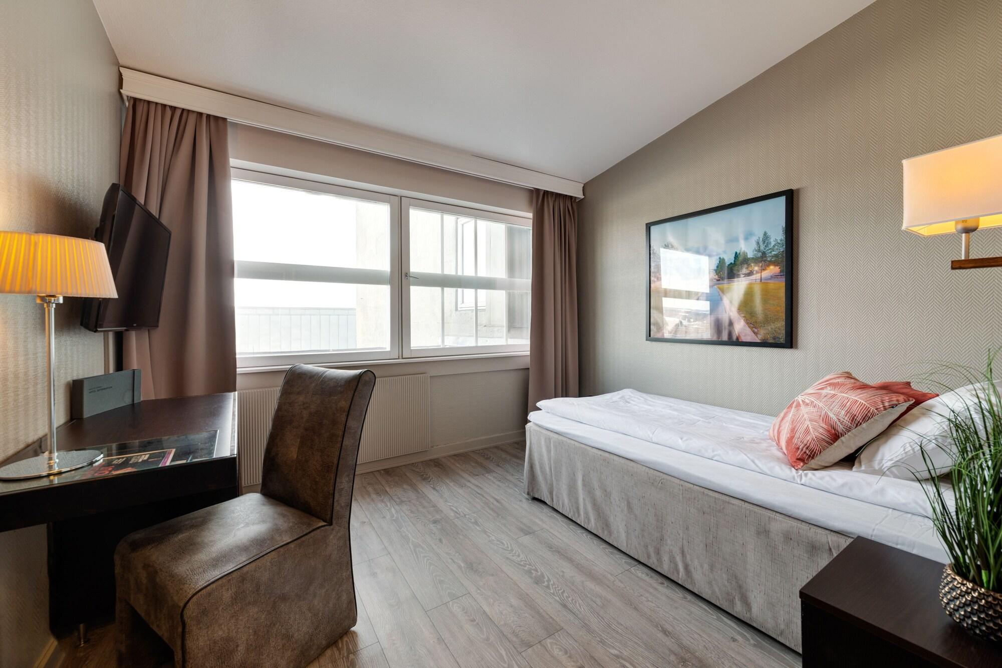 Quality Hotel Strand Gjovik Ngoại thất bức ảnh